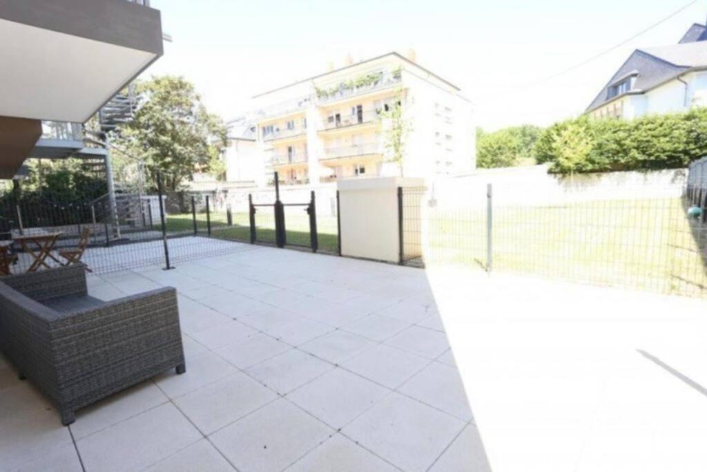 Retro Chic 100M2 Flat, In Center With Terrace And Parking- 92 Appartement Luxemburg Buitenkant foto