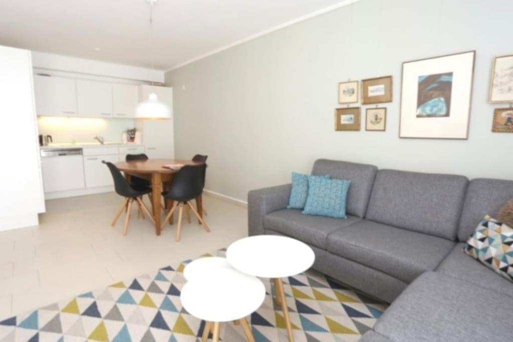 Retro Chic 100M2 Flat, In Center With Terrace And Parking- 92 Appartement Luxemburg Buitenkant foto